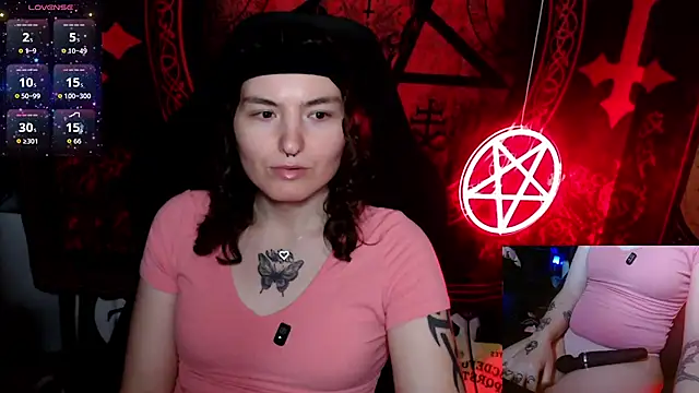 BrandiWRLD 999 online show from 10-17-25, 07:15