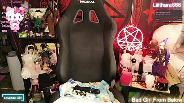 BrandiWRLD 999 online show from 04-08-26, 06:09