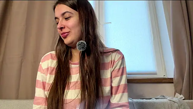 elisa moon online show from 05-17-26, 03:01