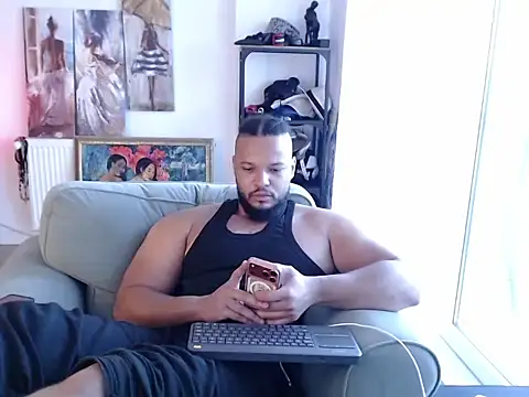 Snapshot of 1LordKingsley chatting on 06-16-26, 03:28 1LordKingsley online show from 06-16-26, 03:28