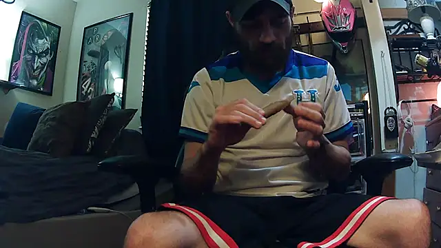 slutty guy12 online show from 03-06-25, 06:59