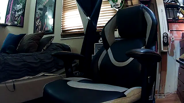 slutty guy12 online show from 03-03-25, 08:21