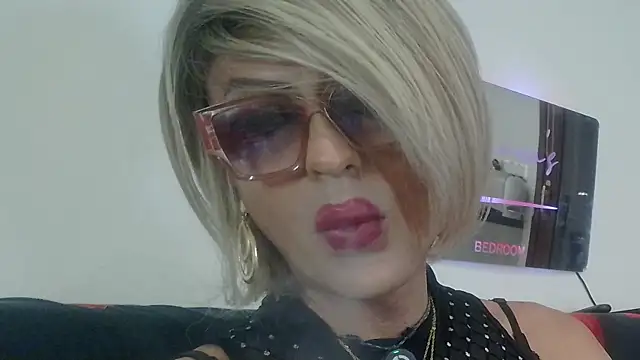 Snapshot of Jbisex chatting on 04-30-26, 01:34 Jbisex online show from 04-30-26, 01:34