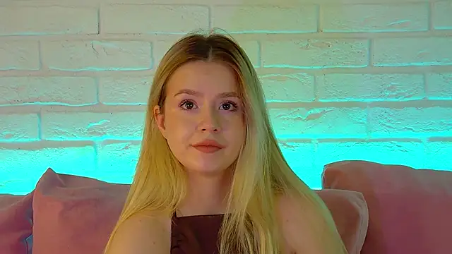 MilanaBalmain online show from 02-28-26, 06:02