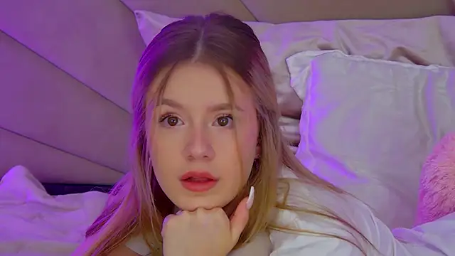 MilanaBalmain online show from 10-07-25, 04:24