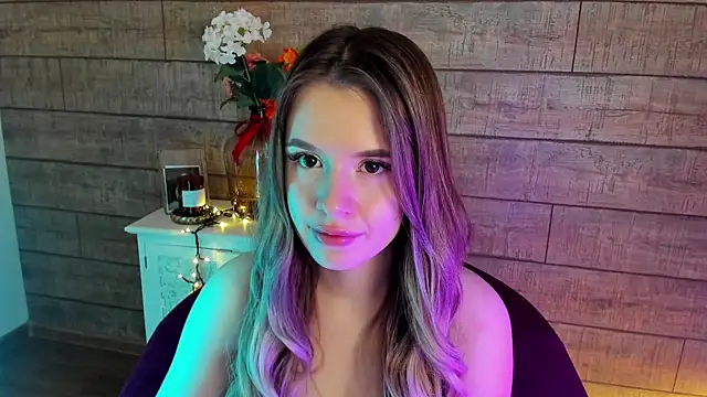 MilanaBalmain online show from 03-11-25, 03:45