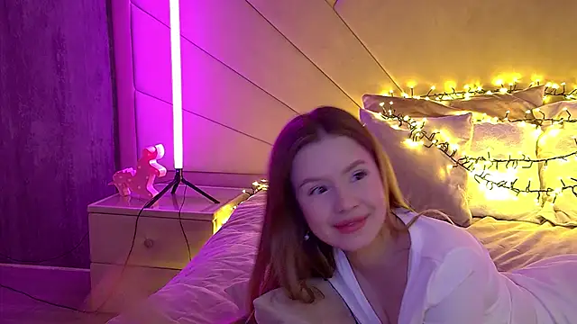 MilanaBalmain online show from 03-20-25, 01:46