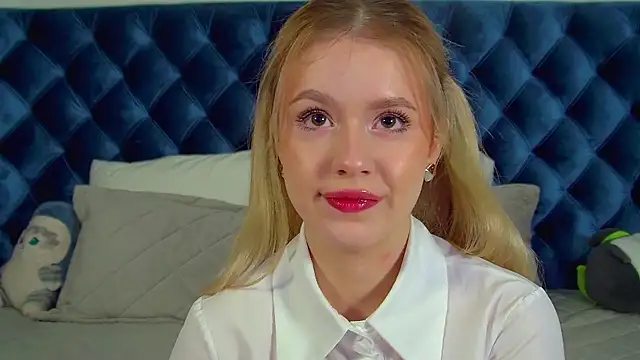 MilanaBalmain online show from 03-07-26, 04:52