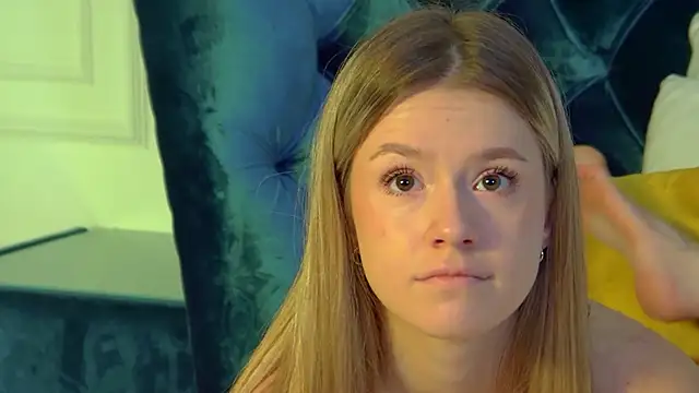 MilanaBalmain online show from 10-06-25, 04:35