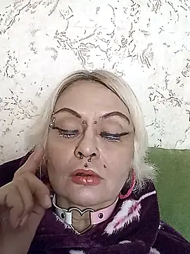 Gardener of Illusions online show from 12-17-25, 01:49