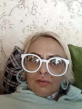 Gardener of Illusions online show from 12-02-25, 01:24