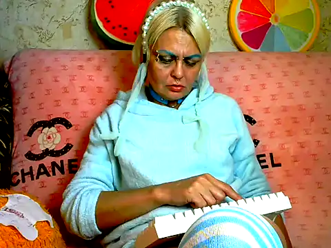 Gardener of Illusions online show from 09-15-25, 12:27