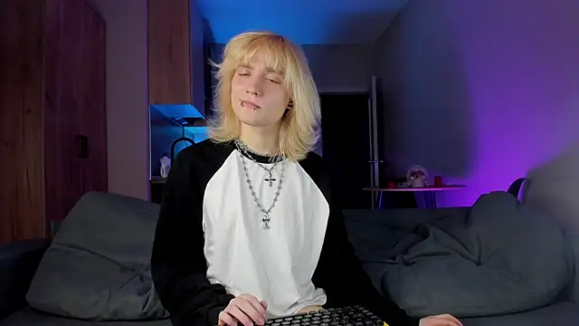 Gregory Byyrd online show from 03-18-25, 07:22