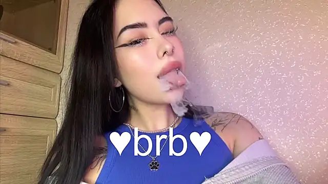 baby  kim online show from 05-18-26, 04:40