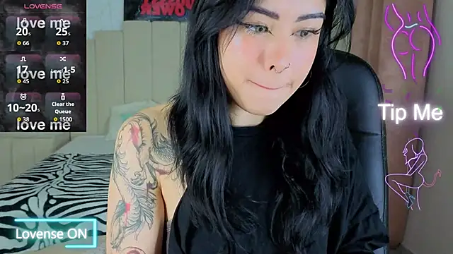 baby  kim online show from 12-16-25, 05:22