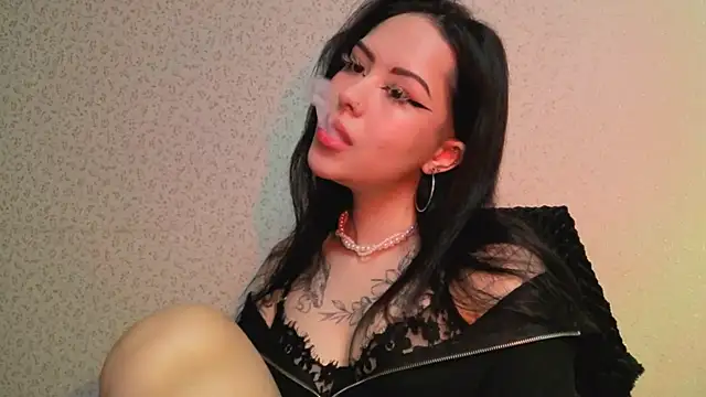baby  kim online show from 05-18-26, 11:09