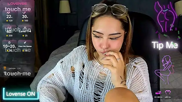 baby  kim online show from 11-25-25, 08:14