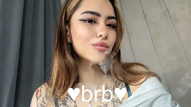 baby  kim online show from 10-25-25, 02:50