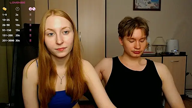 Snapshot of AliceStoneJhonyStone chatting on 02-15-25, 04:12 AliceStoneJhonyStone online show from 02-15-25, 04:12