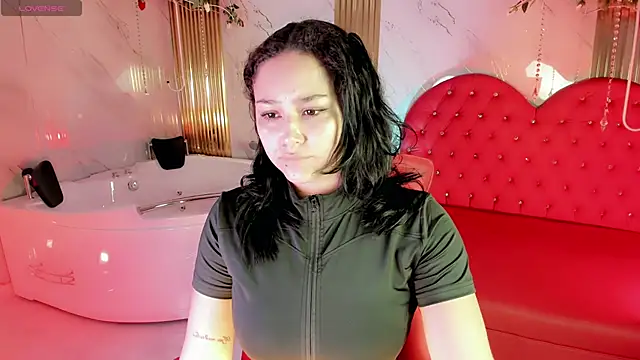 sexyy kitty18 online show from 06-09-26, 07:26