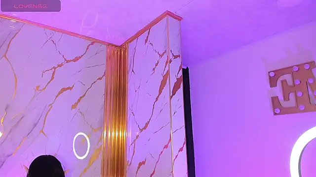 sexyy kitty18 online show from 10-08-25, 03:41