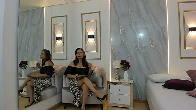 AmandaMartinez  online show from 09-17-25, 02:41