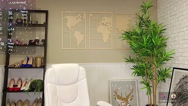 LadyLeea online show from 01-10-26, 05:47