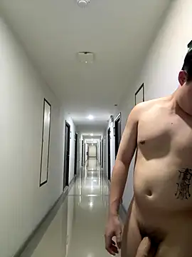 Snapshot of thehornyboyz chatting on 10-29-25, 02:49 thehornyboyz online show from 10-29-25, 02:49