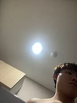 Snapshot of thehornyboyz chatting on 12-12-24, 06:10 thehornyboyz online show from 12-12-24, 06:10