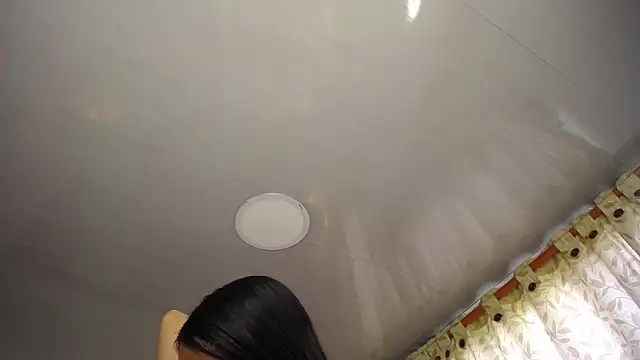 Mia Fischer online show from 10-06-25, 07:47