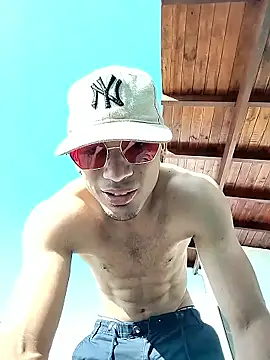 SonicJ25 online show from 03-01-26, 01:44