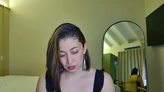 Snapshot of adarussell chatting on 06-27-26, 09:10 adarussell online show from 06-27-26, 09:10