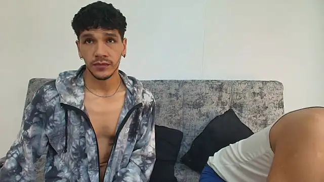 Benjamin show online show from 03-04-26, 03:42