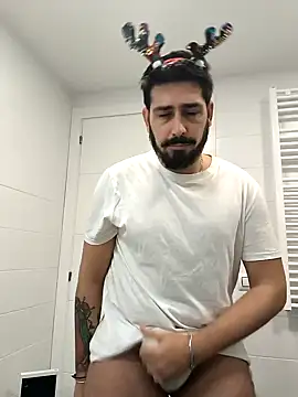 cricrimsBarcelona online show from 12-22-24, 04:06