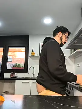 cricrimsBarcelona online show from 12-17-24, 07:39