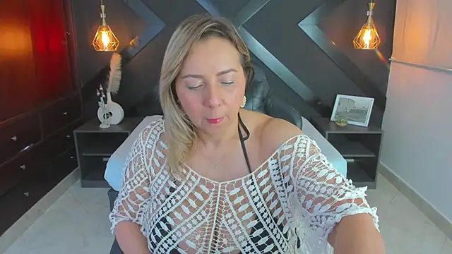 andre soto  online show from 10-30-25, 02:10