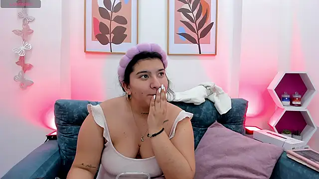 andreasc69   online show from 03-20-25, 10:07