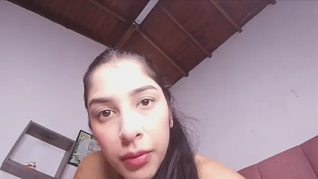 Snapshot of samantha_sw chatting on 02-14-25, 03:11 samantha sw online show from 02-14-25, 03:11