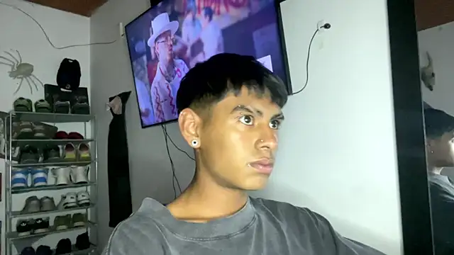 Snapshot of _Billowy_ chatting on 11-17-25, 10:25 Billowy online show from 11-17-25, 10:25