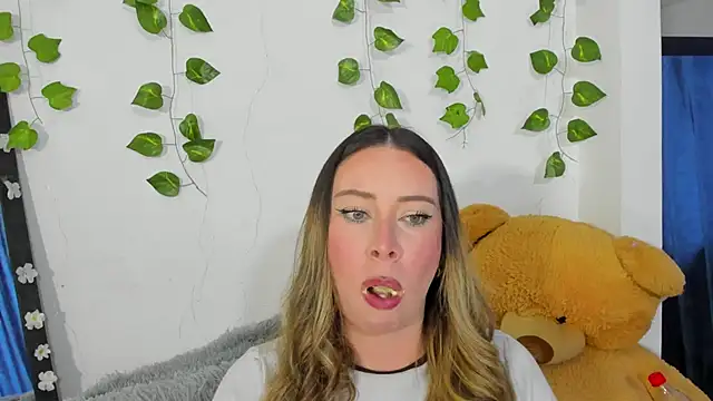 JanneKim online show from 11-27-25, 07:14