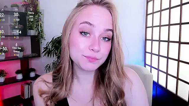 LianaBright online show from 05-31-26, 02:06