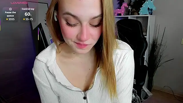 LianaBright online show from 01-17-26, 02:15