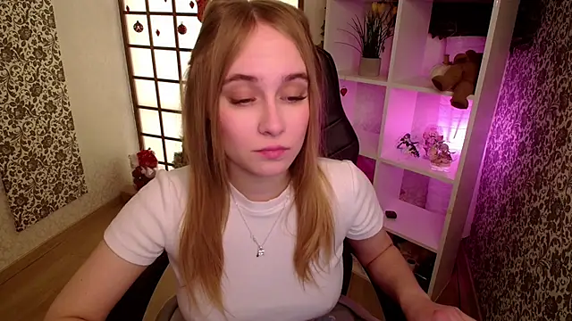 LianaBright online show from 01-23-25, 02:02