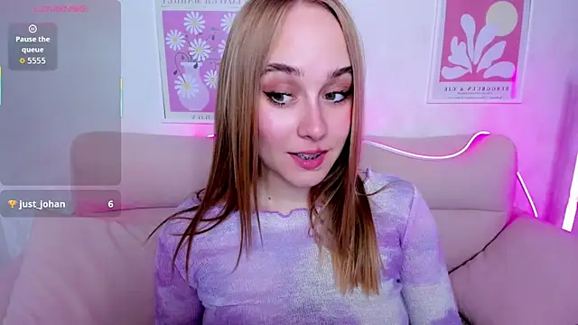 LianaBright online show from 05-21-26, 01:47