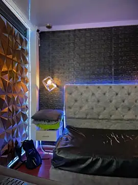 Paloma  LS online show from 12-04-25, 07:35