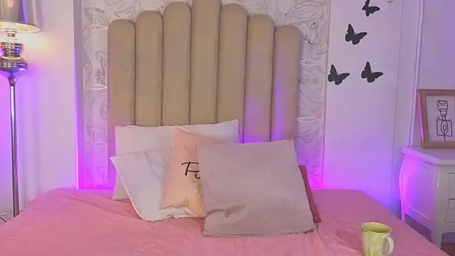 Snapshot of samanta_william chatting on 10-17-25, 03:10 samanta william online show from 10-17-25, 03:10