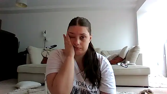Krystal Tx online show from 05-05-26, 02:31