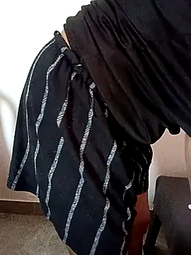 EeshaBhabi online show from 11-09-25, 05:55