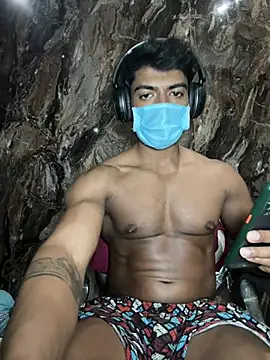 rony6663 online show from 01-12-26, 08:32