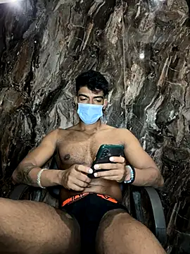 rony6663 online show from 11-18-25, 05:38